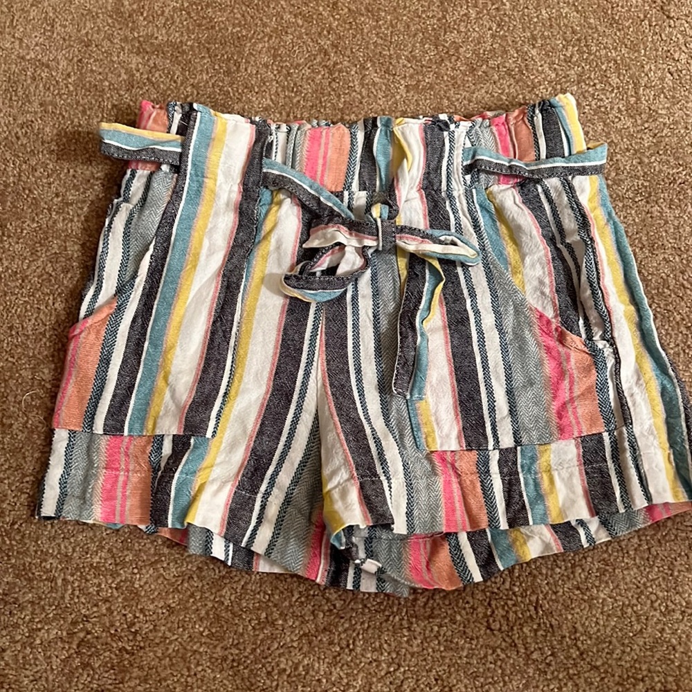 Multi color strip shorts with tie, size medium